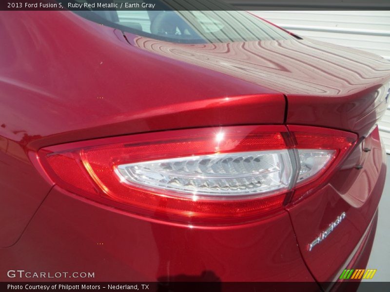 Ruby Red Metallic / Earth Gray 2013 Ford Fusion S