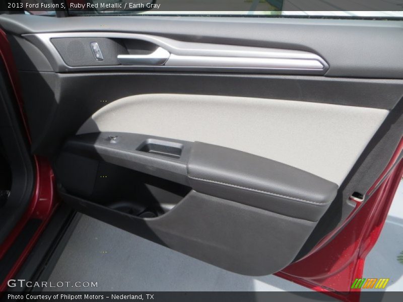 Ruby Red Metallic / Earth Gray 2013 Ford Fusion S