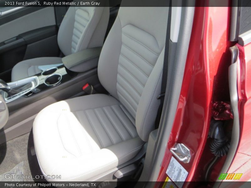 Ruby Red Metallic / Earth Gray 2013 Ford Fusion S