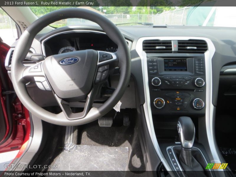 Ruby Red Metallic / Earth Gray 2013 Ford Fusion S