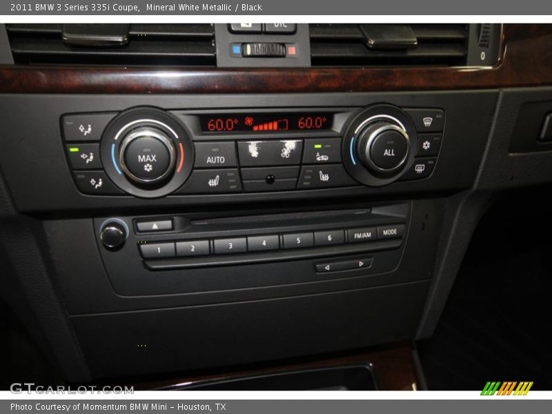 Controls of 2011 3 Series 335i Coupe