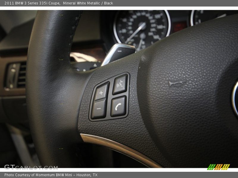 Controls of 2011 3 Series 335i Coupe