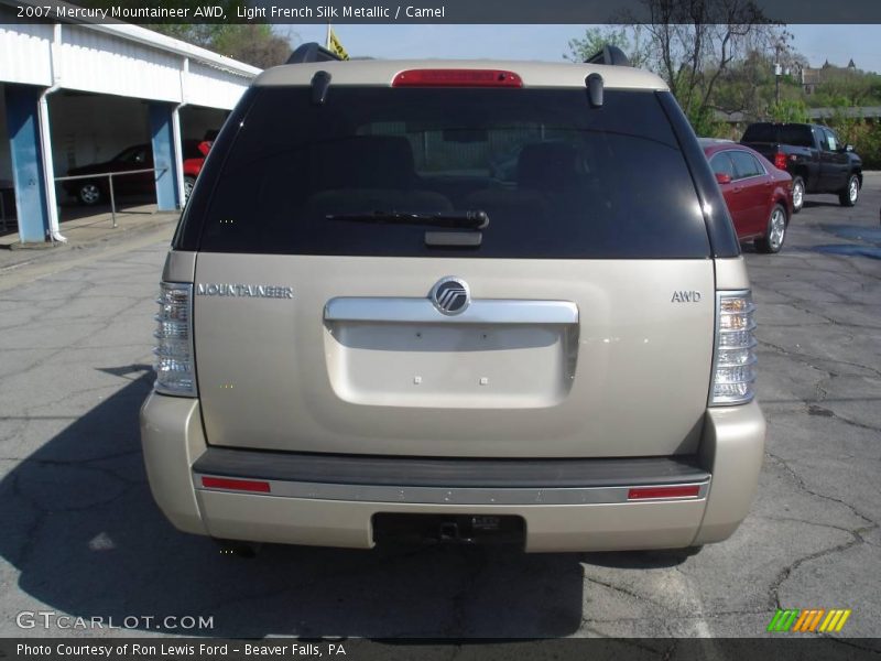 Light French Silk Metallic / Camel 2007 Mercury Mountaineer AWD