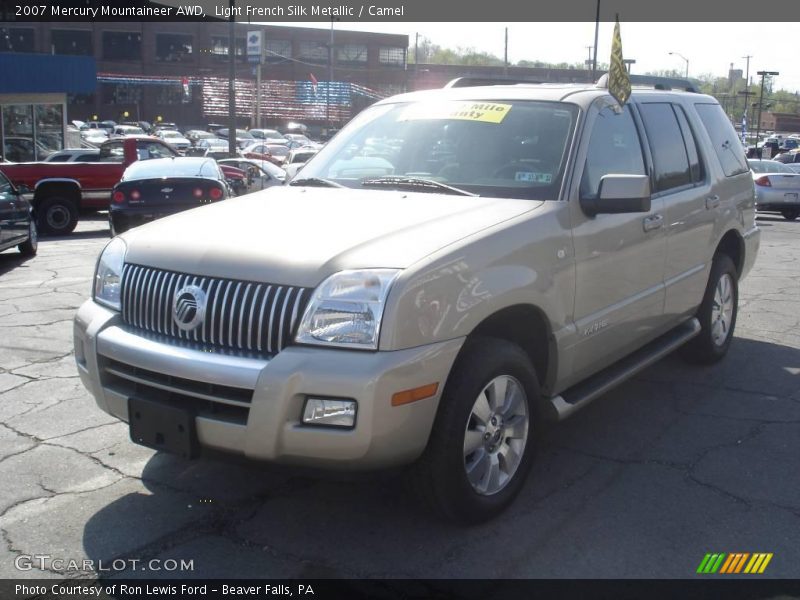 Light French Silk Metallic / Camel 2007 Mercury Mountaineer AWD