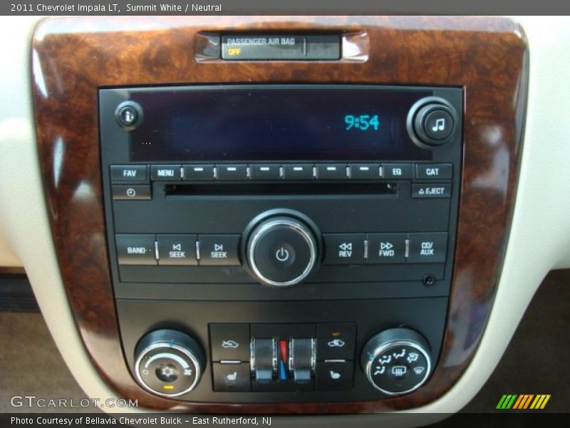 Summit White / Neutral 2011 Chevrolet Impala LT