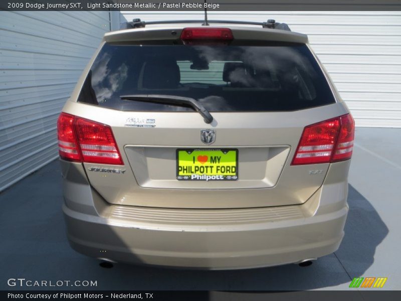 Light Sandstone Metallic / Pastel Pebble Beige 2009 Dodge Journey SXT