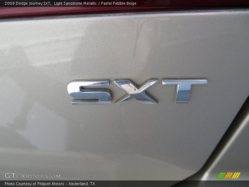 Light Sandstone Metallic / Pastel Pebble Beige 2009 Dodge Journey SXT