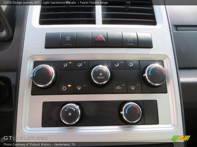 Light Sandstone Metallic / Pastel Pebble Beige 2009 Dodge Journey SXT