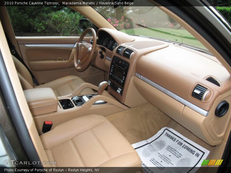 Macadamia Metallic / Havanna/Sand Beige 2010 Porsche Cayenne Tiptronic