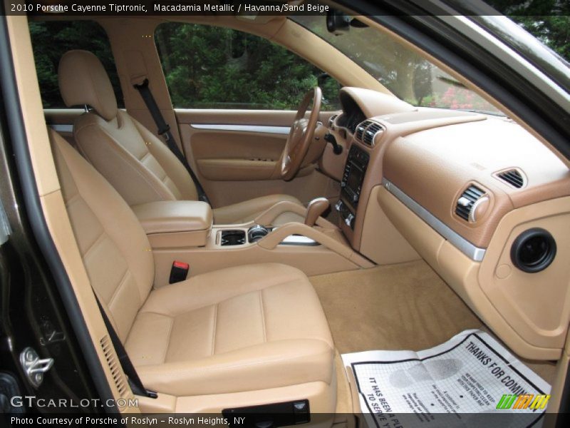 Macadamia Metallic / Havanna/Sand Beige 2010 Porsche Cayenne Tiptronic