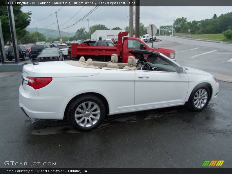 Bright White / Black/Light Frost Beige 2011 Chrysler 200 Touring Convertible