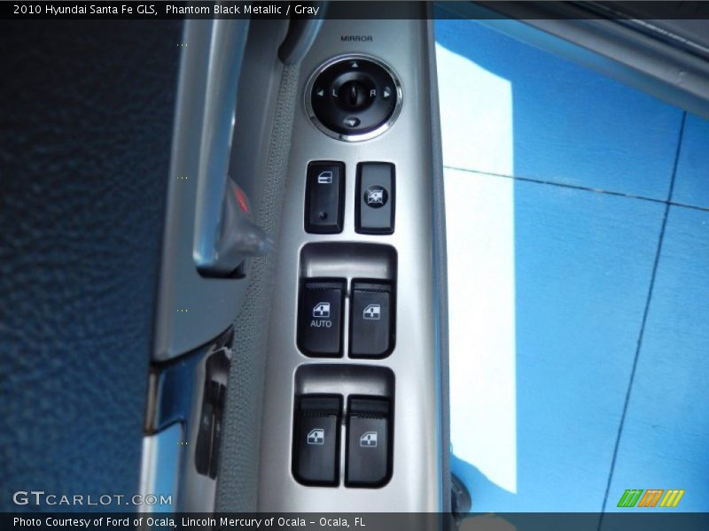 Phantom Black Metallic / Gray 2010 Hyundai Santa Fe GLS