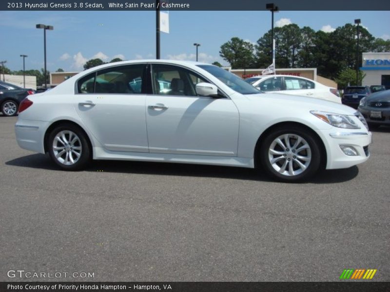 White Satin Pearl / Cashmere 2013 Hyundai Genesis 3.8 Sedan