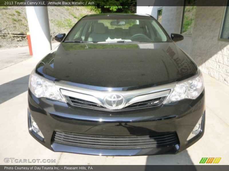 Attitude Black Metallic / Ash 2013 Toyota Camry XLE