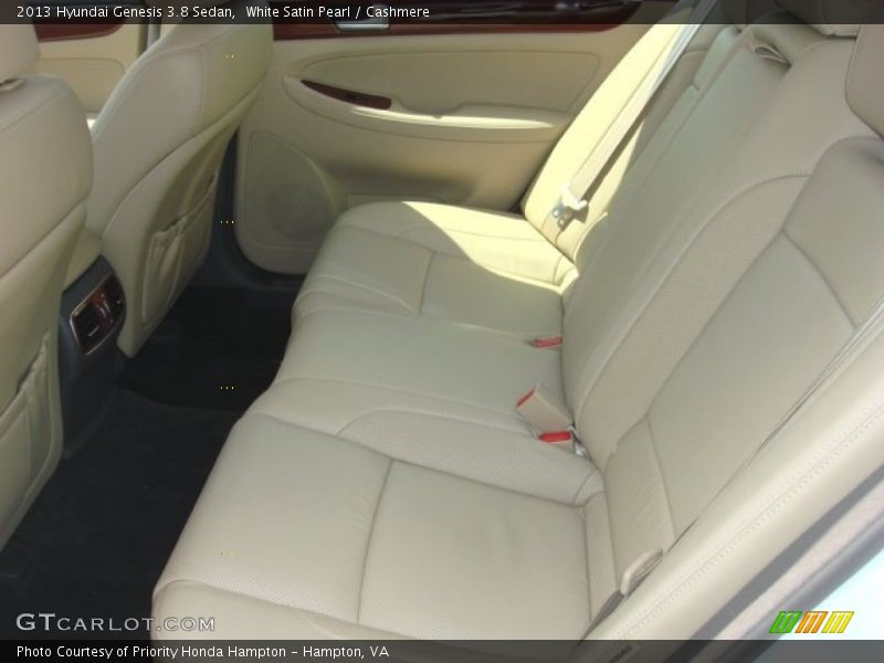 White Satin Pearl / Cashmere 2013 Hyundai Genesis 3.8 Sedan