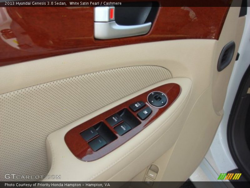 White Satin Pearl / Cashmere 2013 Hyundai Genesis 3.8 Sedan