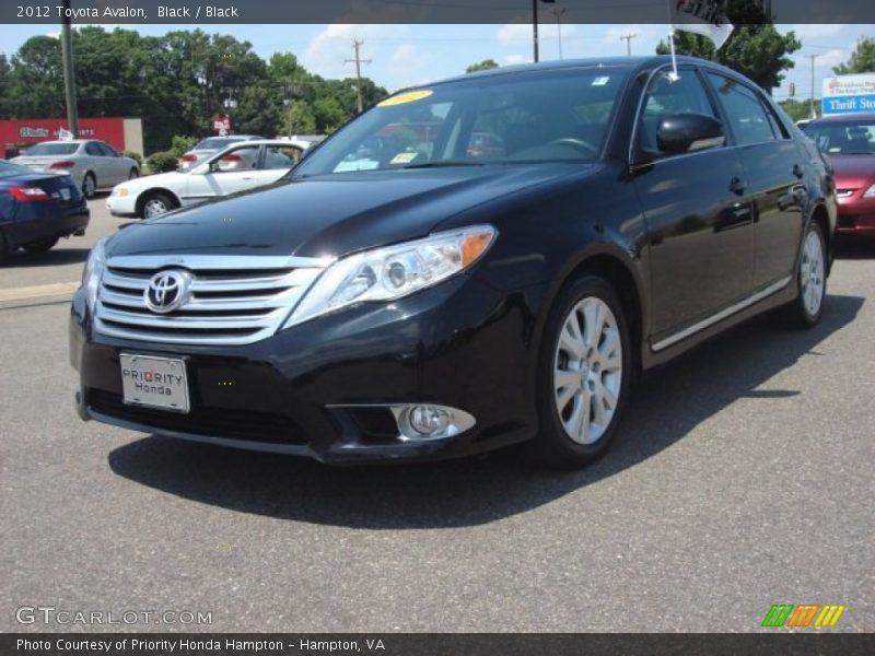 Black / Black 2012 Toyota Avalon