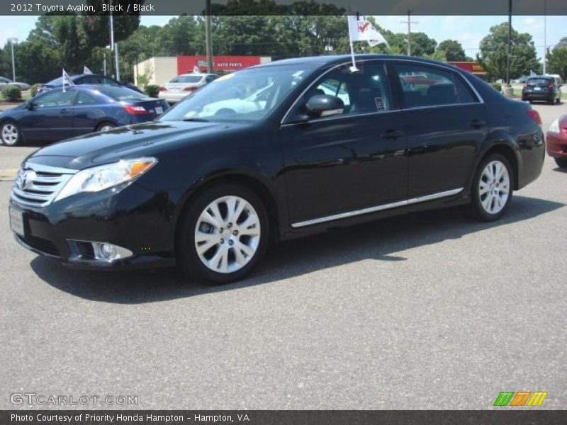 Black / Black 2012 Toyota Avalon