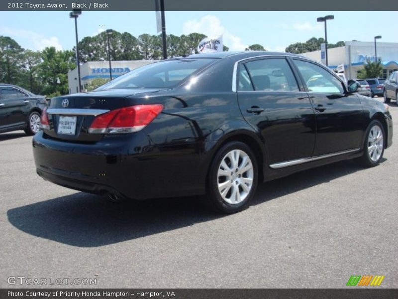 Black / Black 2012 Toyota Avalon