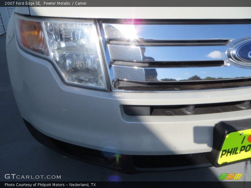 Pewter Metallic / Camel 2007 Ford Edge SE