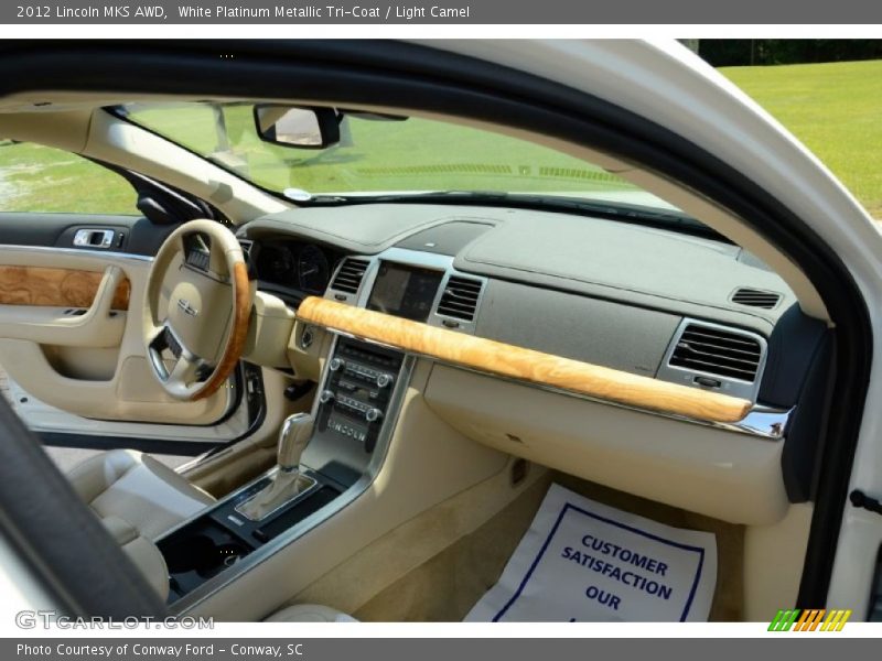White Platinum Metallic Tri-Coat / Light Camel 2012 Lincoln MKS AWD