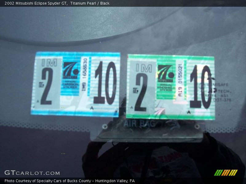 Titanium Pearl / Black 2002 Mitsubishi Eclipse Spyder GT