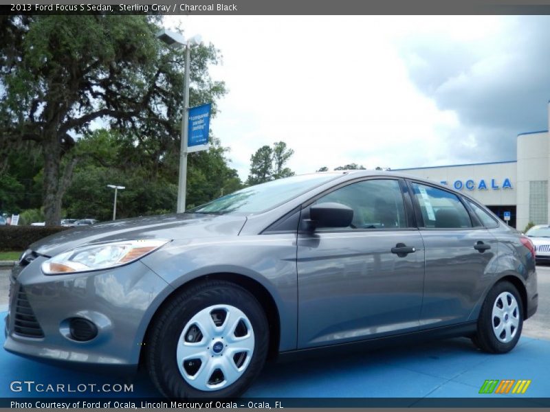 Sterling Gray / Charcoal Black 2013 Ford Focus S Sedan