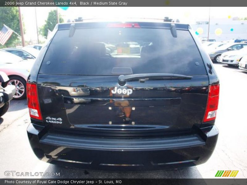 Black / Medium Slate Gray 2006 Jeep Grand Cherokee Laredo 4x4