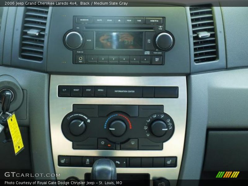 Black / Medium Slate Gray 2006 Jeep Grand Cherokee Laredo 4x4