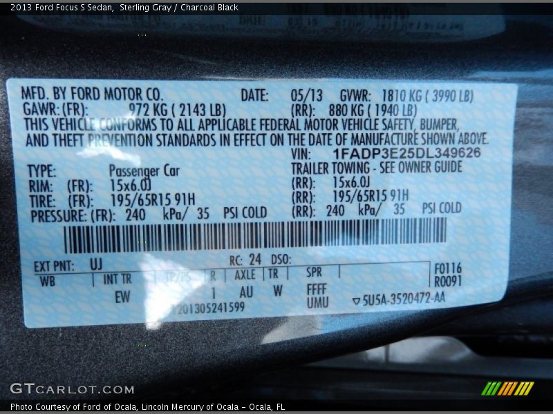 Sterling Gray / Charcoal Black 2013 Ford Focus S Sedan