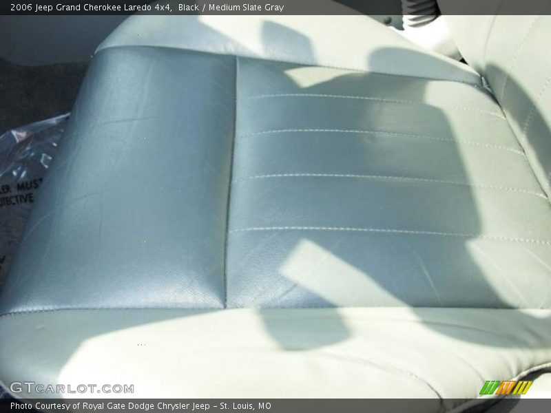Black / Medium Slate Gray 2006 Jeep Grand Cherokee Laredo 4x4