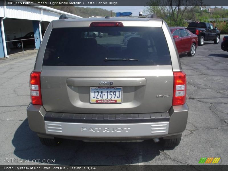 Light Khaki Metallic / Pastel Pebble Beige 2008 Jeep Patriot Limited
