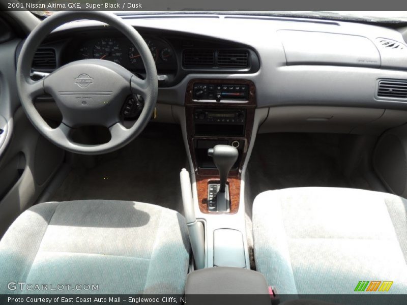 Super Black / Dusk 2001 Nissan Altima GXE