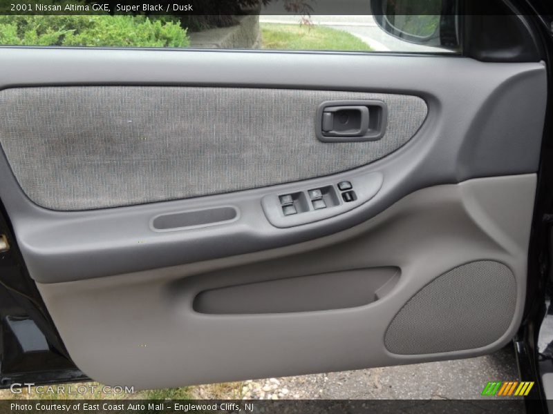 Super Black / Dusk 2001 Nissan Altima GXE