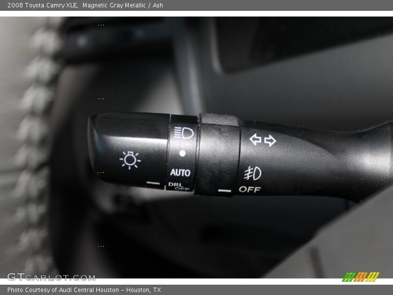 Magnetic Gray Metallic / Ash 2008 Toyota Camry XLE