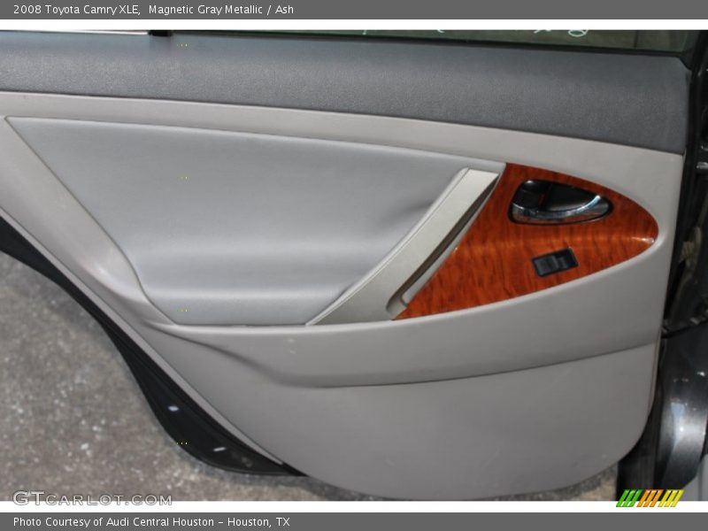 Magnetic Gray Metallic / Ash 2008 Toyota Camry XLE