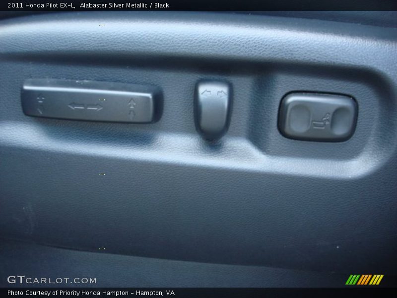 Alabaster Silver Metallic / Black 2011 Honda Pilot EX-L