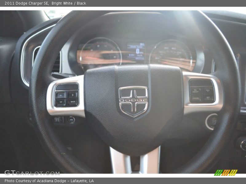 Bright White / Black 2011 Dodge Charger SE