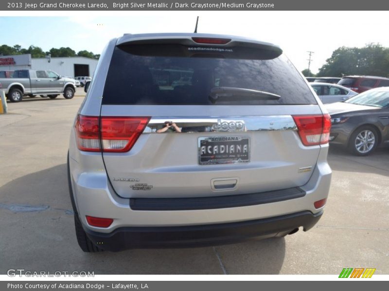 Bright Silver Metallic / Dark Graystone/Medium Graystone 2013 Jeep Grand Cherokee Laredo
