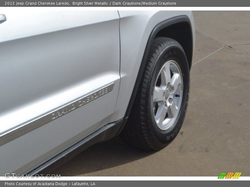 Bright Silver Metallic / Dark Graystone/Medium Graystone 2013 Jeep Grand Cherokee Laredo