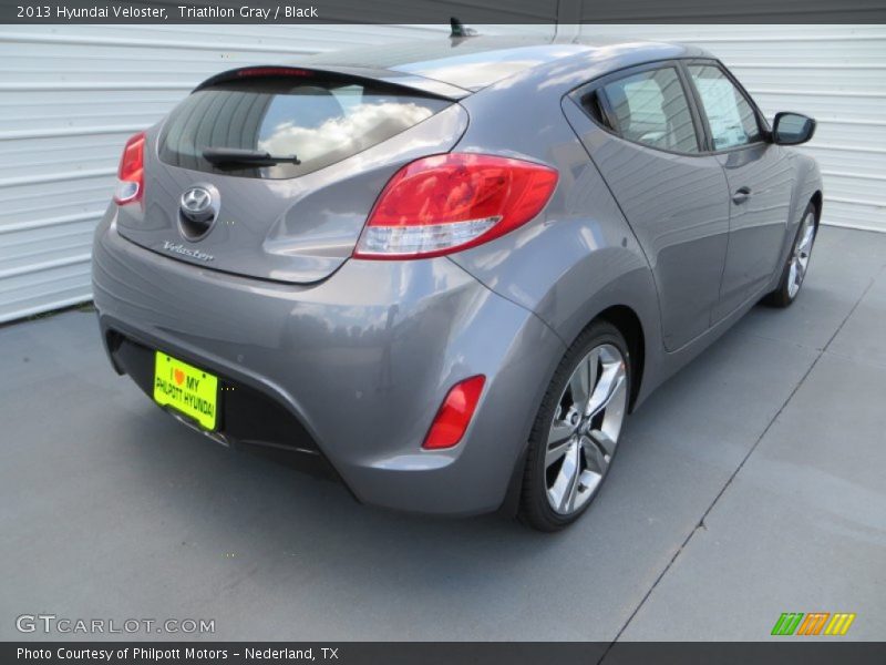 Triathlon Gray / Black 2013 Hyundai Veloster