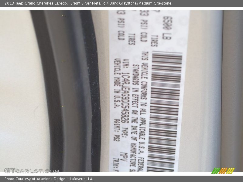 Bright Silver Metallic / Dark Graystone/Medium Graystone 2013 Jeep Grand Cherokee Laredo