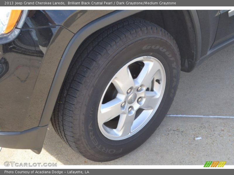 Brilliant Black Crystal Pearl / Dark Graystone/Medium Graystone 2013 Jeep Grand Cherokee Laredo