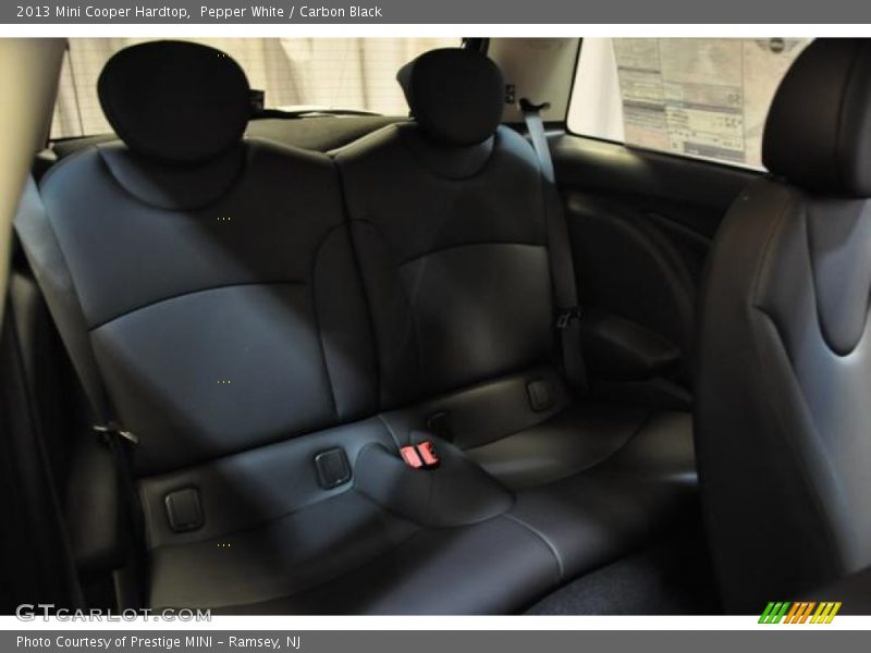 Pepper White / Carbon Black 2013 Mini Cooper Hardtop
