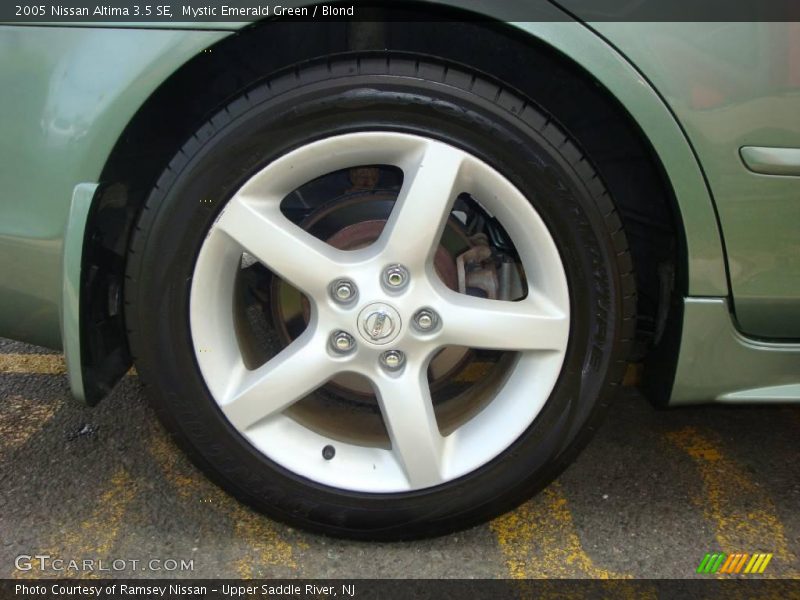 Mystic Emerald Green / Blond 2005 Nissan Altima 3.5 SE