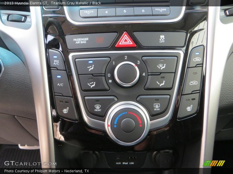 Titanium Gray Metallic / Black 2013 Hyundai Elantra GT