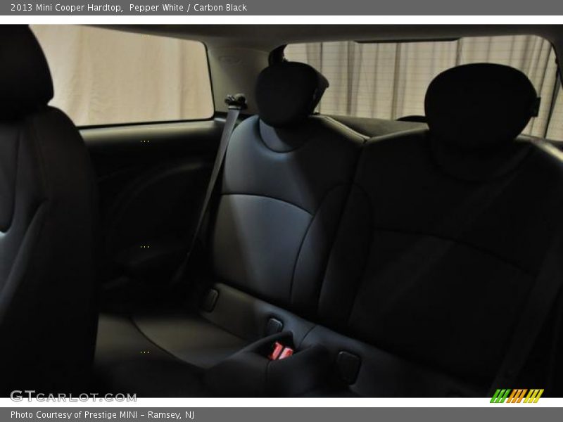 Pepper White / Carbon Black 2013 Mini Cooper Hardtop