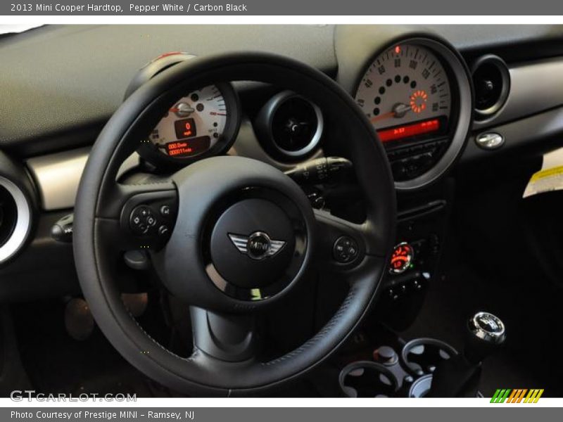 Pepper White / Carbon Black 2013 Mini Cooper Hardtop
