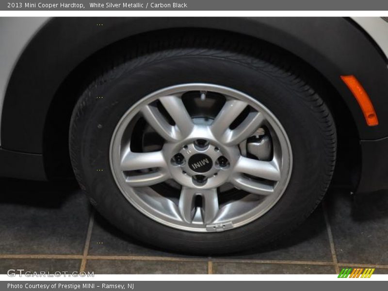 White Silver Metallic / Carbon Black 2013 Mini Cooper Hardtop