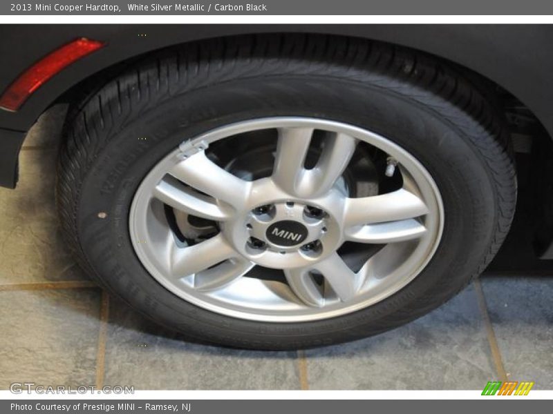 White Silver Metallic / Carbon Black 2013 Mini Cooper Hardtop